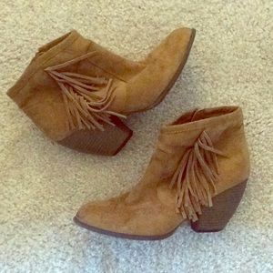 Fringe Boots